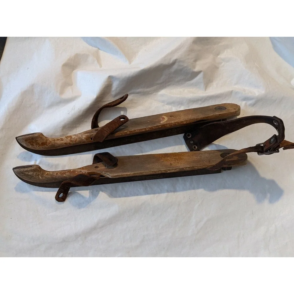1800's Armada Primitive Antique Wood Steel Ice Skates Leather Straps Size 25